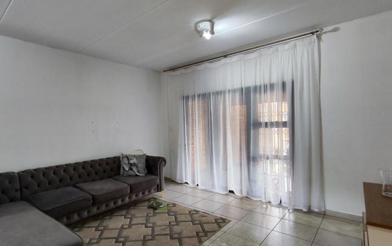 3 Bedroom Property for Sale in Ravenswood Gauteng
