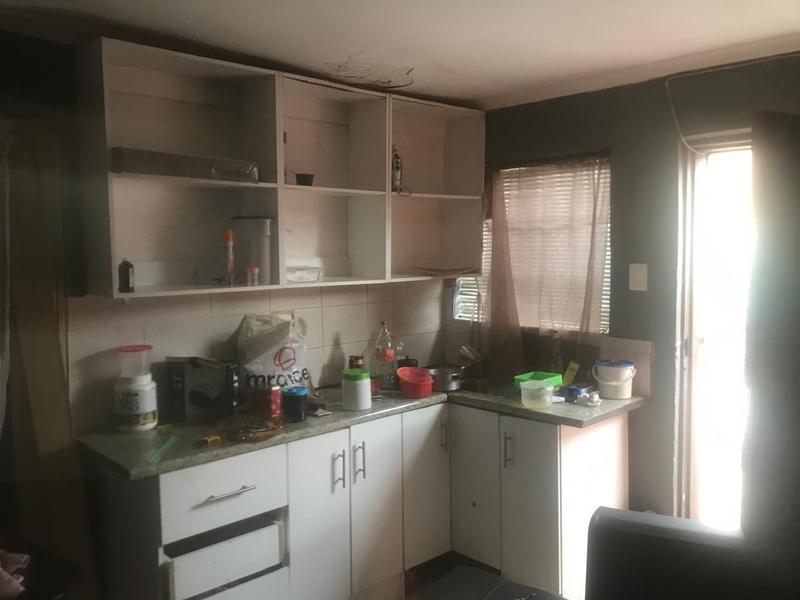 To Let 1 Bedroom Property for Rent in Kensington Gauteng