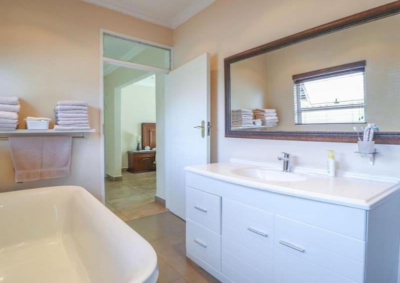 4 Bedroom Property for Sale in Bedfordview Gauteng