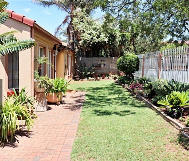 3 Bedroom Property for Sale in Sunnyridge Gauteng