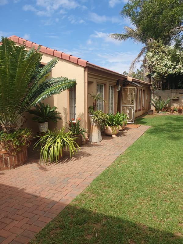 3 Bedroom Property for Sale in Sunnyridge Gauteng