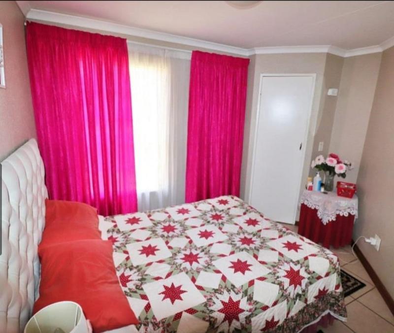 3 Bedroom Property for Sale in Sunnyridge Gauteng