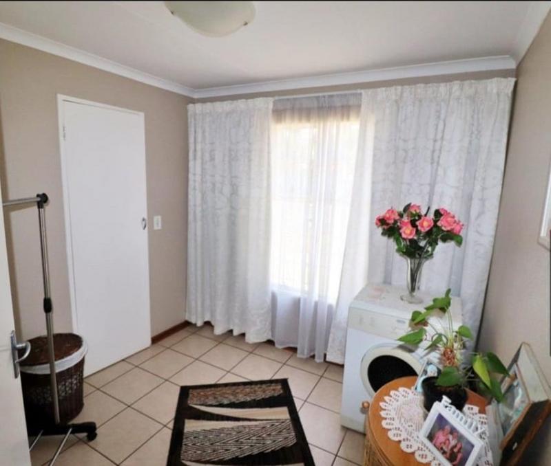 3 Bedroom Property for Sale in Sunnyridge Gauteng