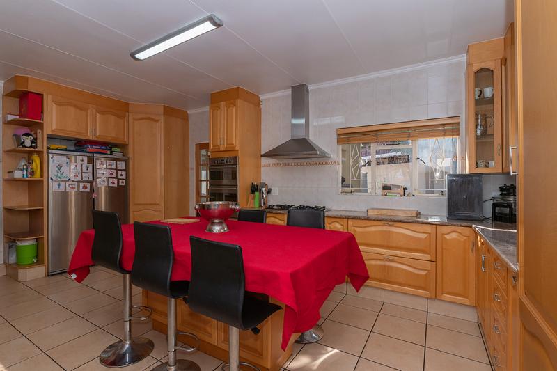 4 Bedroom Property for Sale in Sunnyridge Gauteng