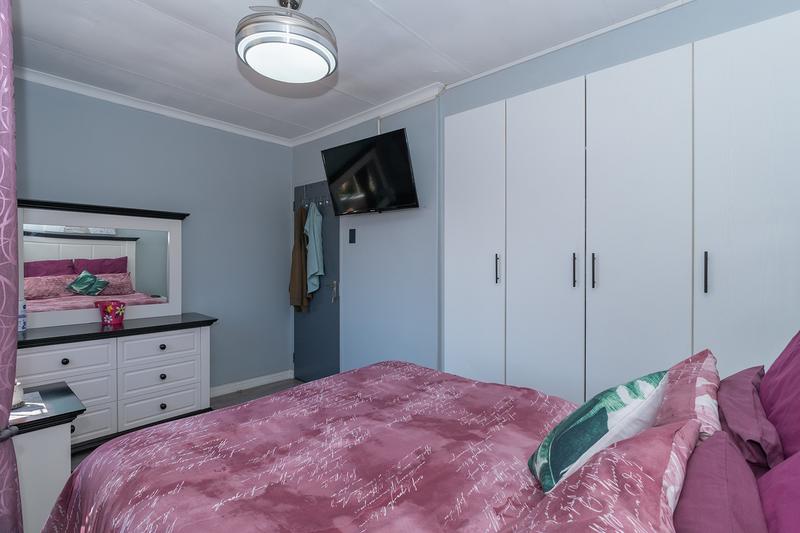 4 Bedroom Property for Sale in Sunnyridge Gauteng