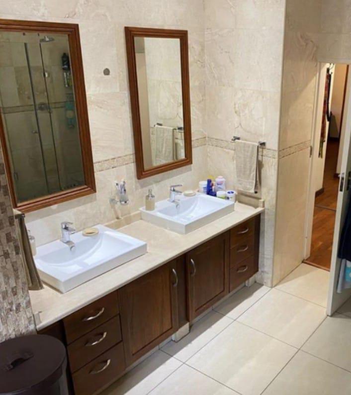 5 Bedroom Property for Sale in Observatory Gauteng