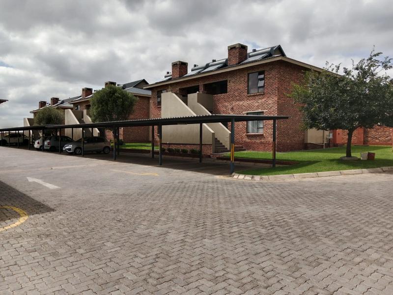 2 Bedroom Property for Sale in Albertsdal Gauteng
