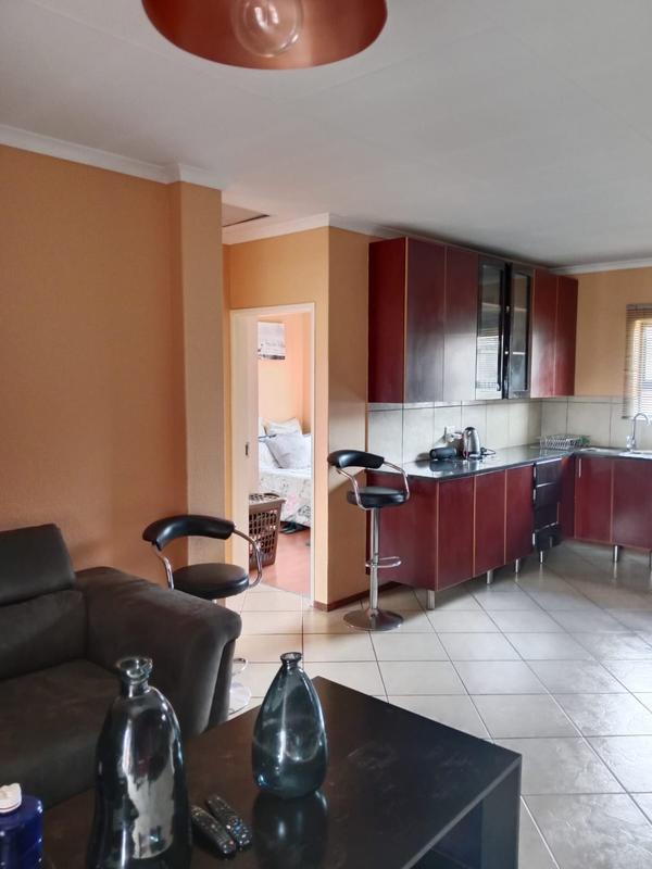 2 Bedroom Property for Sale in Albertsdal Gauteng