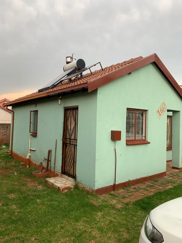 2 Bedroom Property for Sale in Dawn Park Gauteng