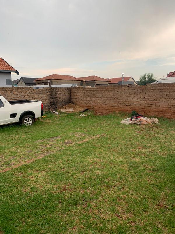 2 Bedroom Property for Sale in Dawn Park Gauteng