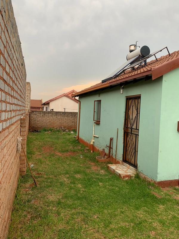 2 Bedroom Property for Sale in Dawn Park Gauteng