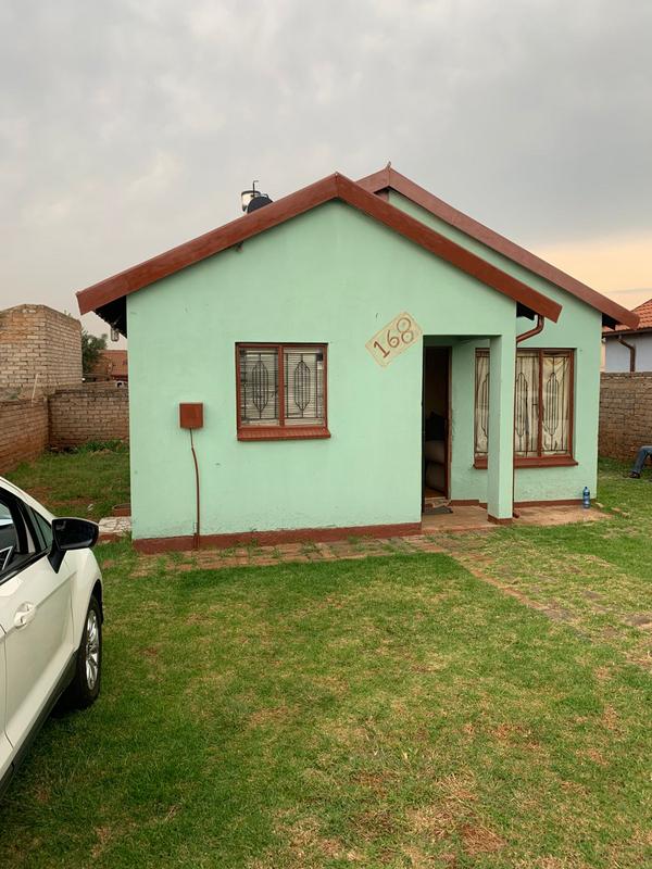 2 Bedroom Property for Sale in Dawn Park Gauteng