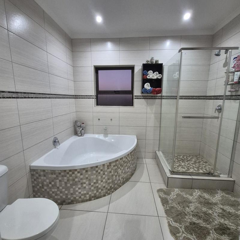 3 Bedroom Property for Sale in Parkrand Gauteng