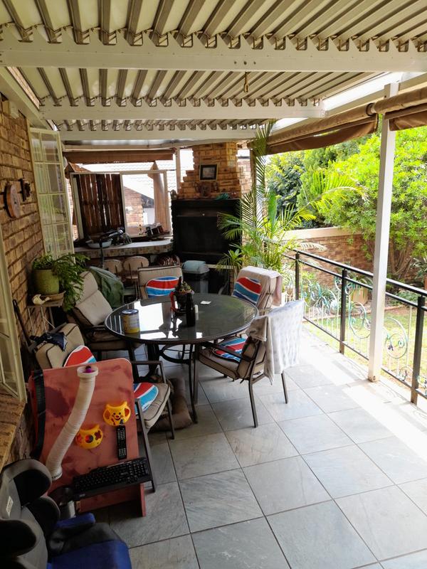 3 Bedroom Property for Sale in Honeydew Gauteng