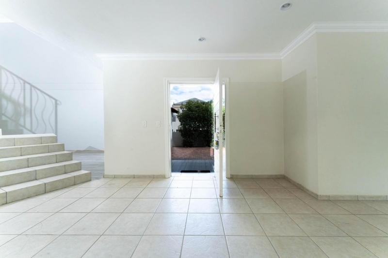 4 Bedroom Property for Sale in Dainfern Golf Estate Gauteng