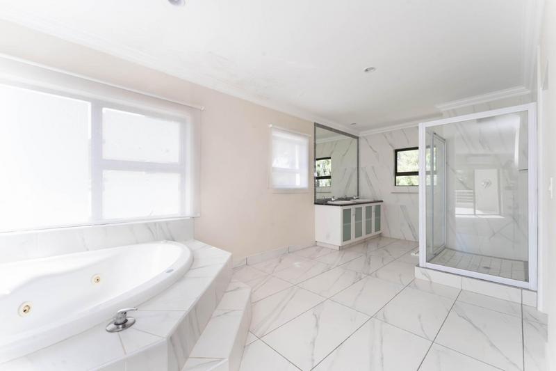 4 Bedroom Property for Sale in Dainfern Golf Estate Gauteng