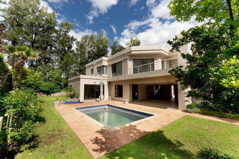 4 Bedroom Property for Sale in Dainfern Golf Estate Gauteng