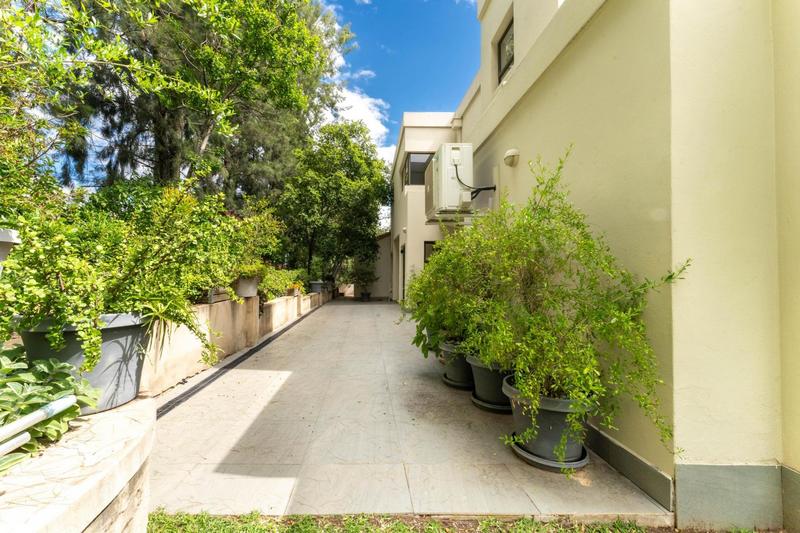 4 Bedroom Property for Sale in Dainfern Golf Estate Gauteng