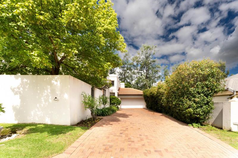 4 Bedroom Property for Sale in Dainfern Golf Estate Gauteng