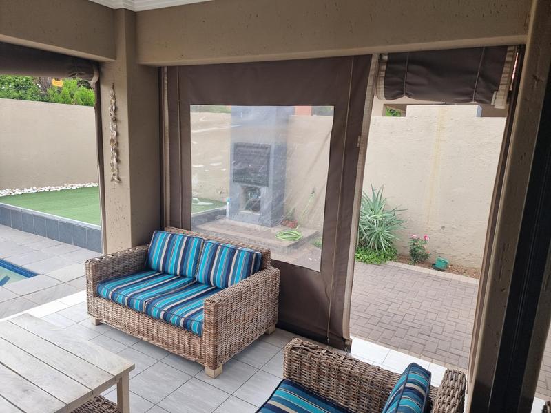 3 Bedroom Property for Sale in Edenvale Central Gauteng