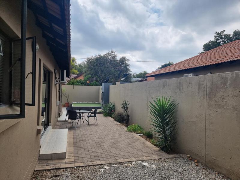 3 Bedroom Property for Sale in Edenvale Central Gauteng