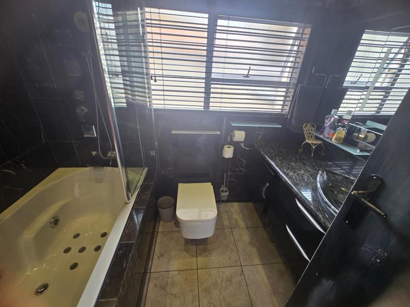 3 Bedroom Property for Sale in Sunward Park Gauteng