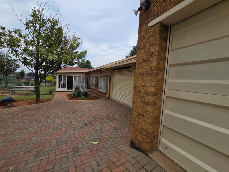 3 Bedroom Property for Sale in Elspark Gauteng