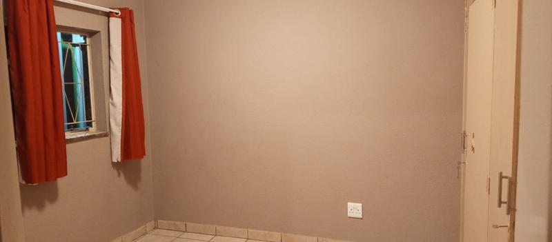 2 Bedroom Property for Sale in Elspark Gauteng