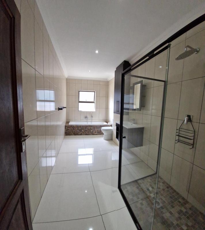 4 Bedroom Property for Sale in Sunward Park Gauteng