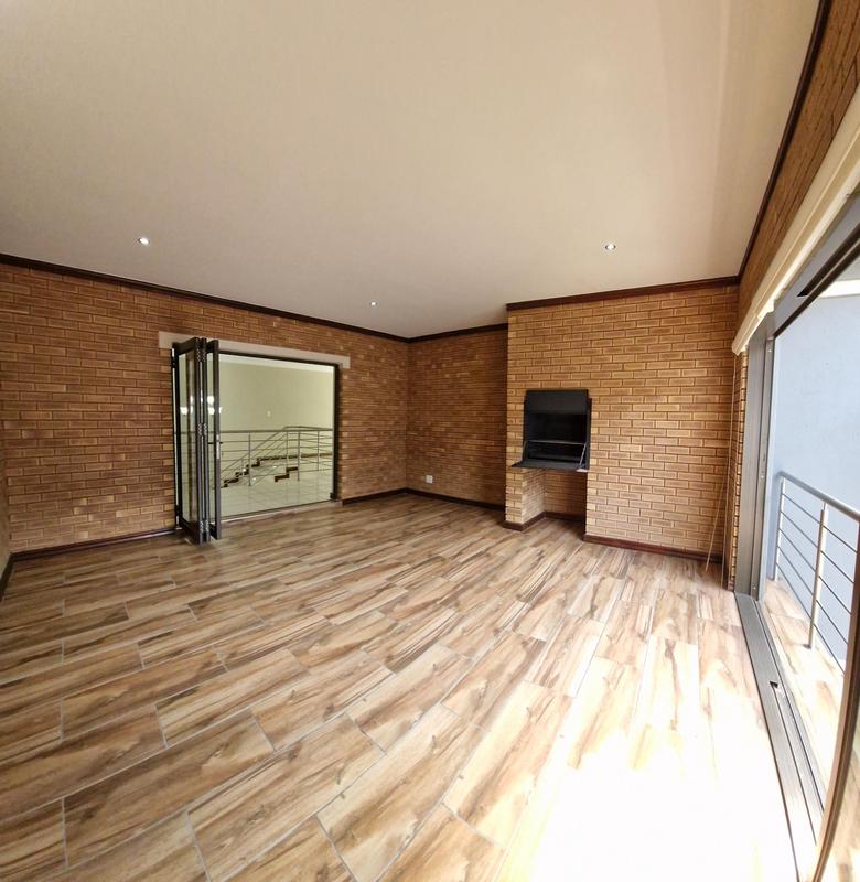 4 Bedroom Property for Sale in Sunward Park Gauteng