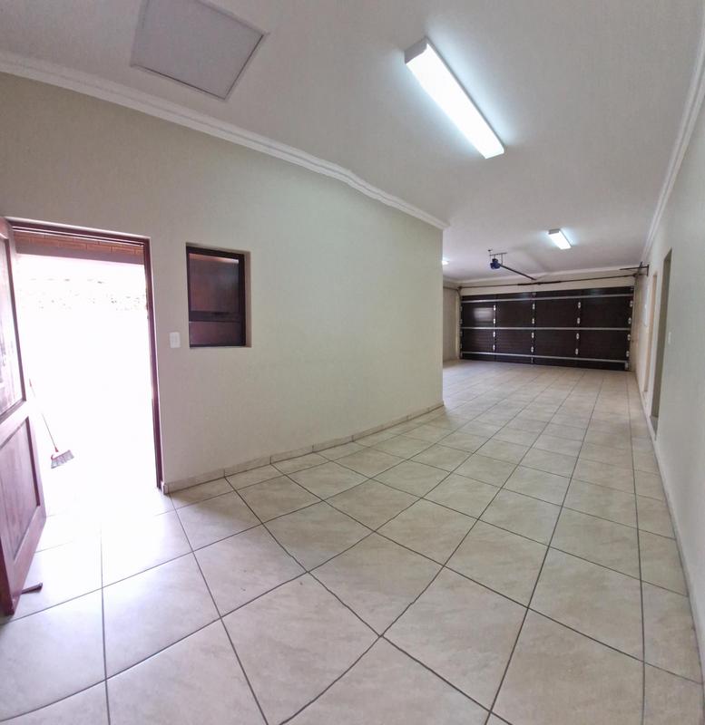 4 Bedroom Property for Sale in Sunward Park Gauteng