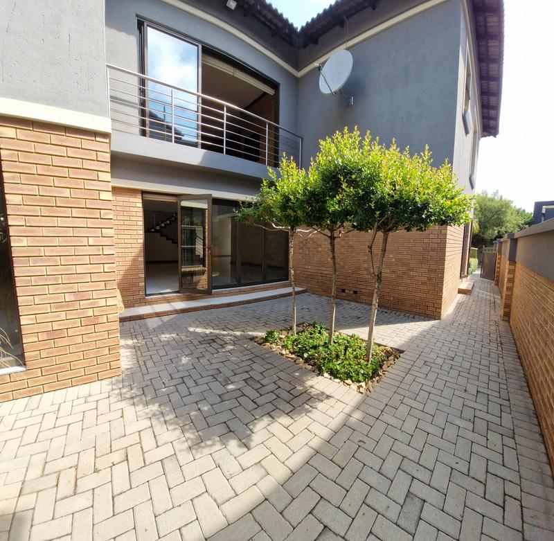 4 Bedroom Property for Sale in Sunward Park Gauteng