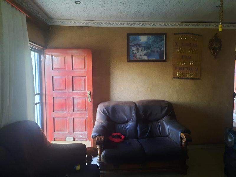 2 Bedroom Property for Sale in Lakeside Gauteng
