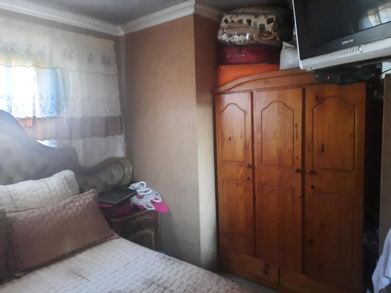 2 Bedroom Property for Sale in Lakeside Gauteng