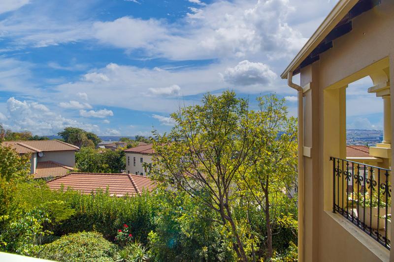 1 Bedroom Property for Sale in Dainfern Gauteng
