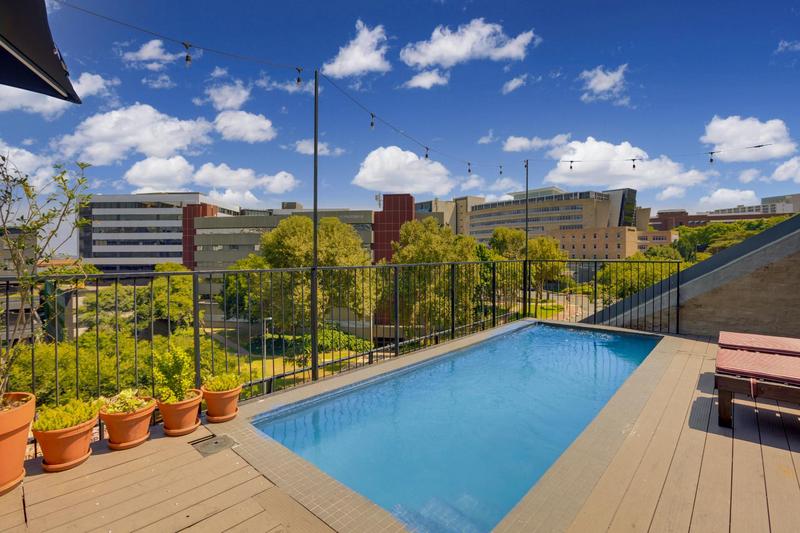 1 Bedroom Property for Sale in Sandton Central Gauteng