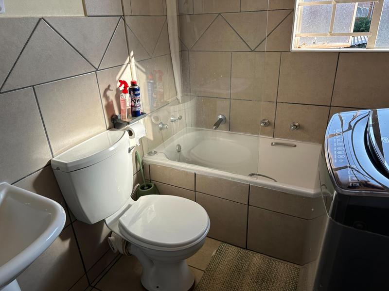 2 Bedroom Property for Sale in Clarina Gauteng