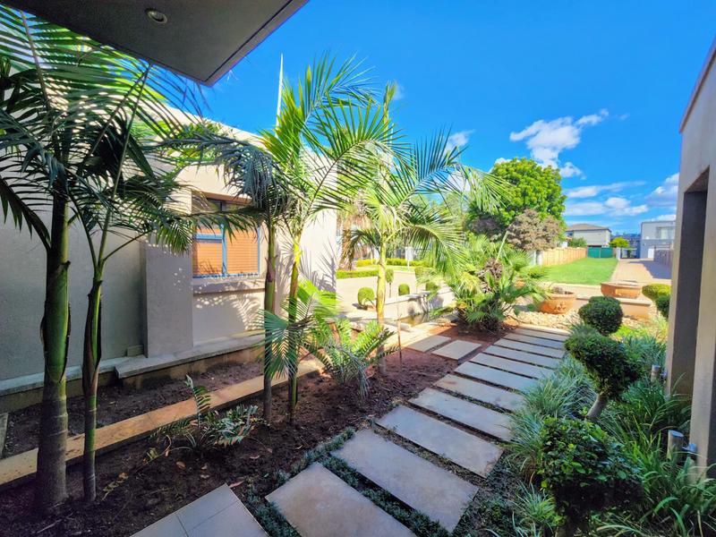 5 Bedroom Property for Sale in Zambezi Country Estate Gauteng