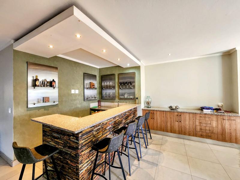 5 Bedroom Property for Sale in Zambezi Country Estate Gauteng