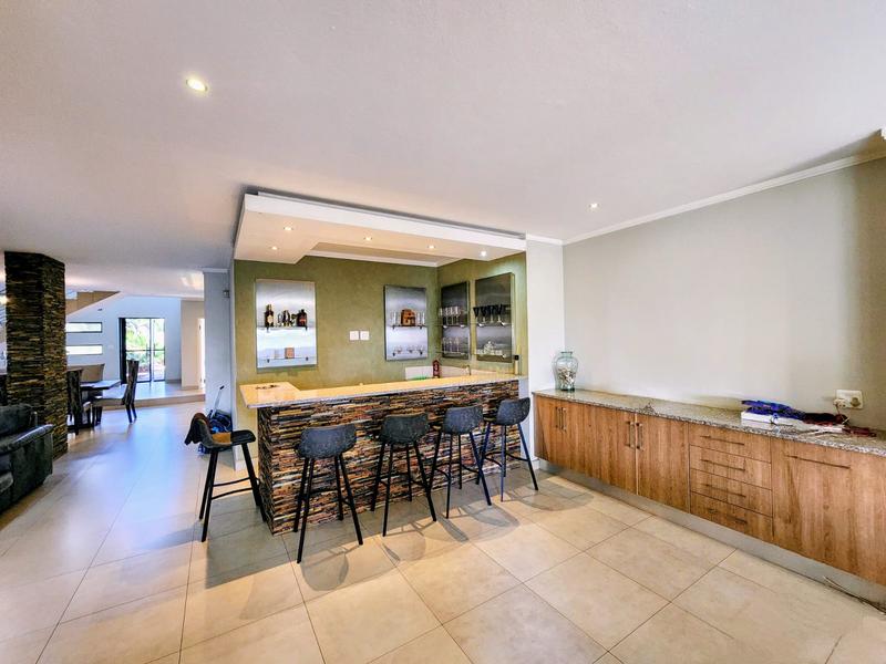 5 Bedroom Property for Sale in Zambezi Country Estate Gauteng