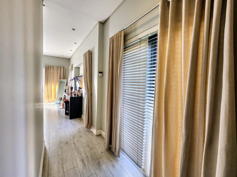 5 Bedroom Property for Sale in Zambezi Country Estate Gauteng