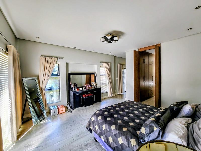 5 Bedroom Property for Sale in Zambezi Country Estate Gauteng