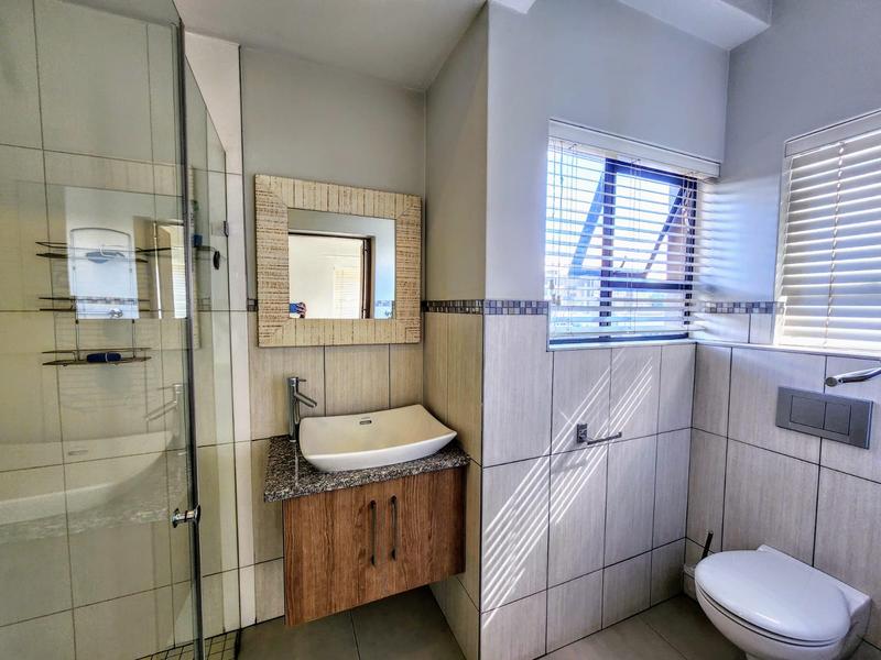 5 Bedroom Property for Sale in Zambezi Country Estate Gauteng