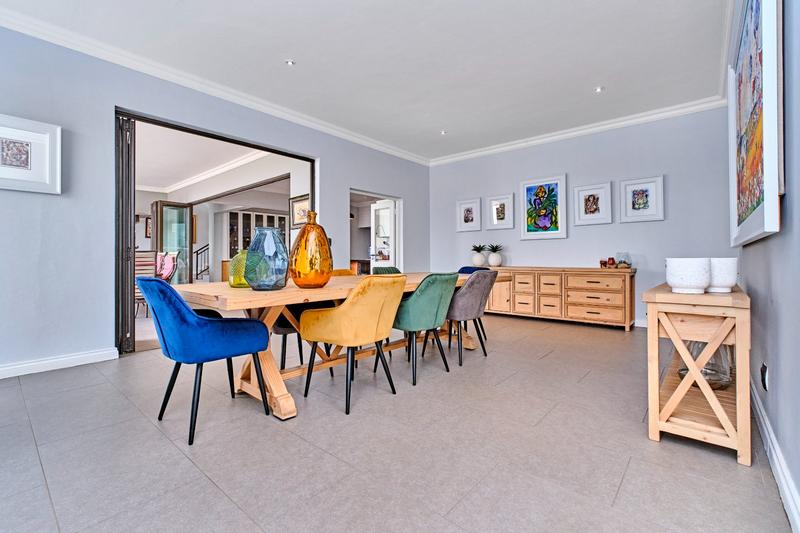4 Bedroom Property for Sale in Featherbrooke Estate Gauteng