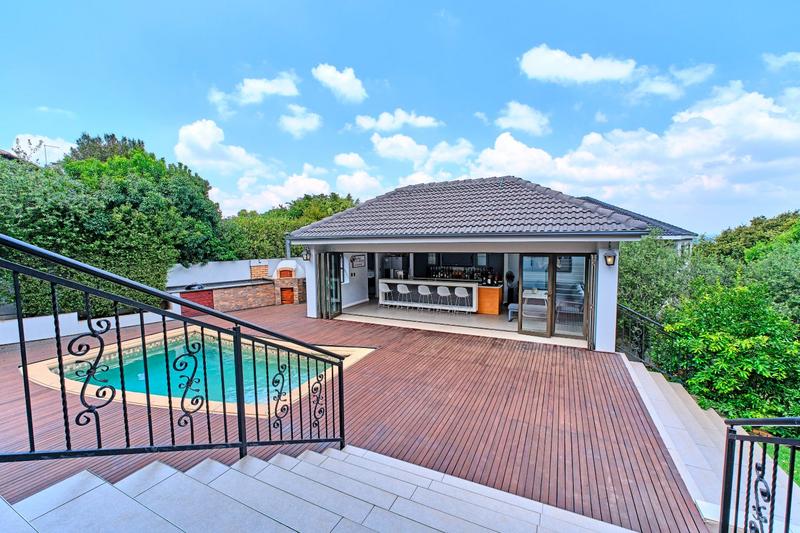 4 Bedroom Property for Sale in Featherbrooke Estate Gauteng