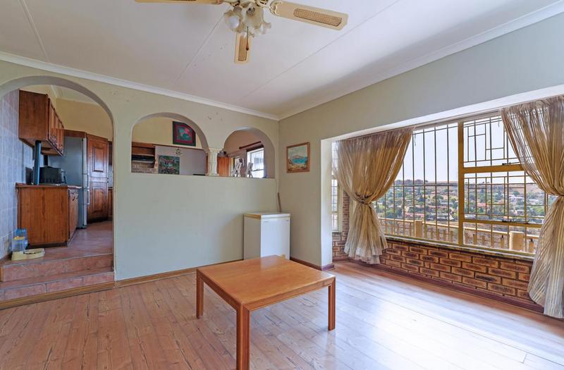 3 Bedroom Property for Sale in Kenmare Gauteng