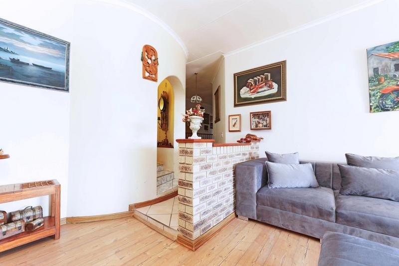 3 Bedroom Property for Sale in Kenmare Gauteng