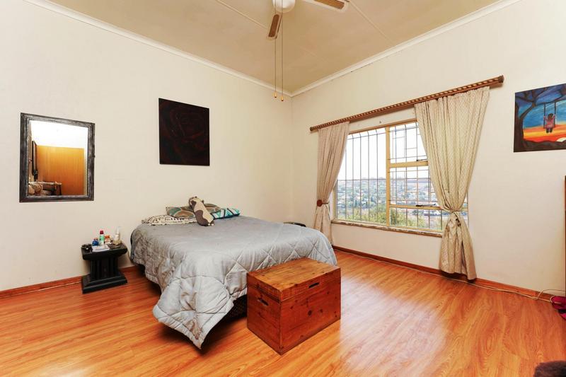 3 Bedroom Property for Sale in Kenmare Gauteng