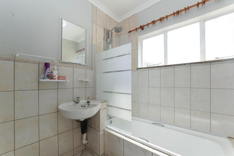 3 Bedroom Property for Sale in Kenmare Gauteng
