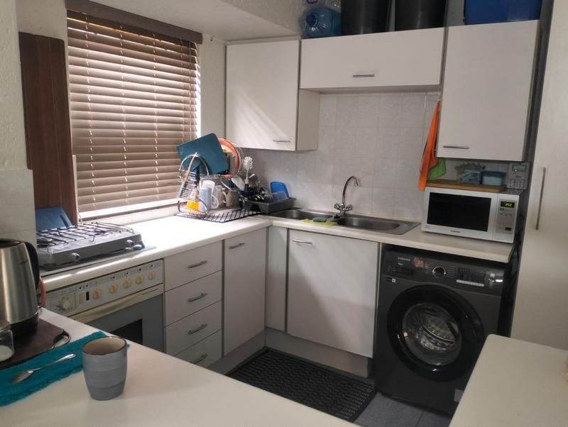 1 Bedroom Property for Sale in Roodekrans Gauteng